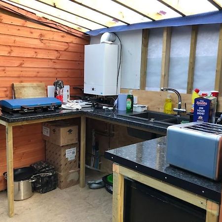 Cox Hill Glamping Badger Hotel Truro Luaran gambar