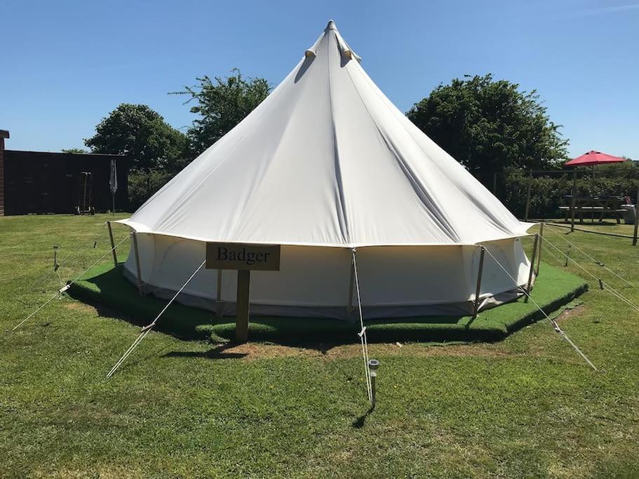 Cox Hill Glamping Badger Hotel Truro Luaran gambar