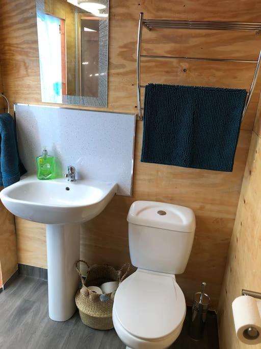 Cox Hill Glamping Badger Hotel Truro Luaran gambar