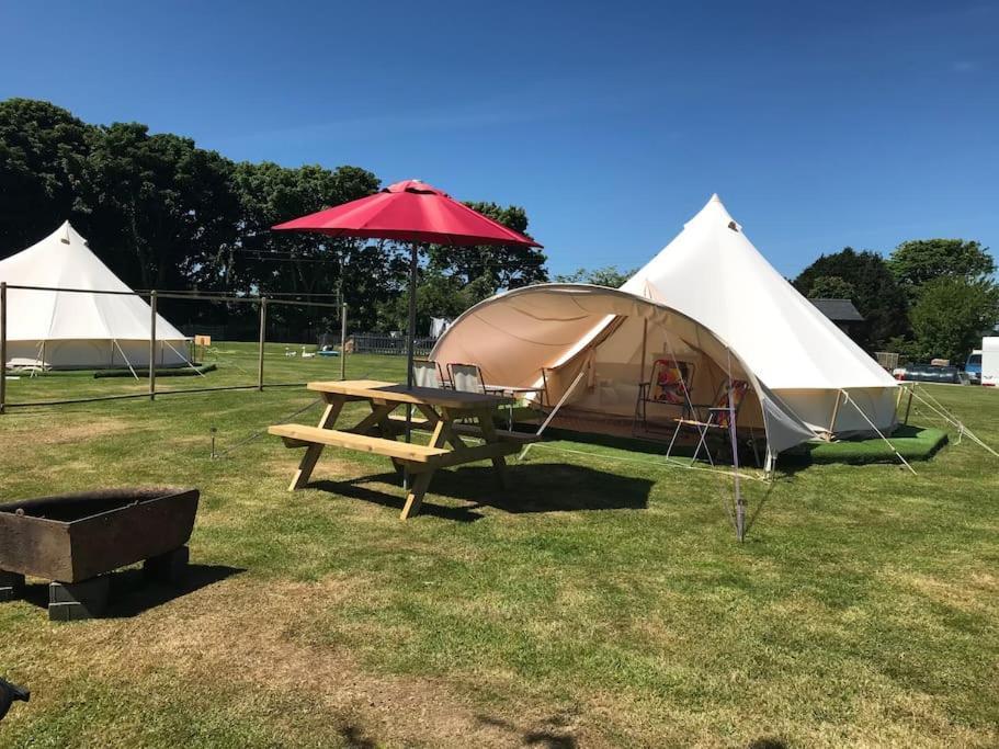 Cox Hill Glamping Badger Hotel Truro Luaran gambar